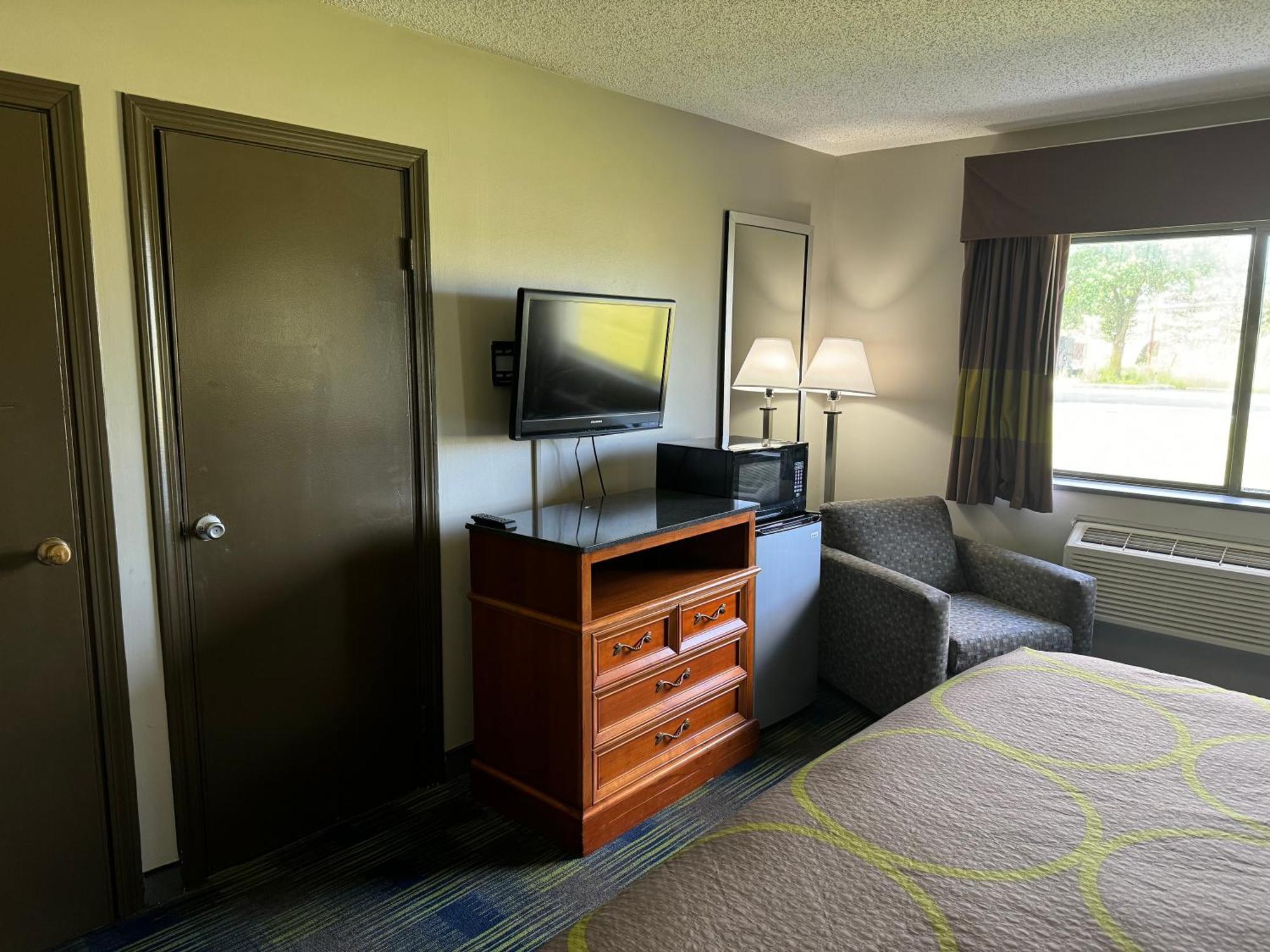 North Ridgeville South Ridge Inn מראה חיצוני תמונה