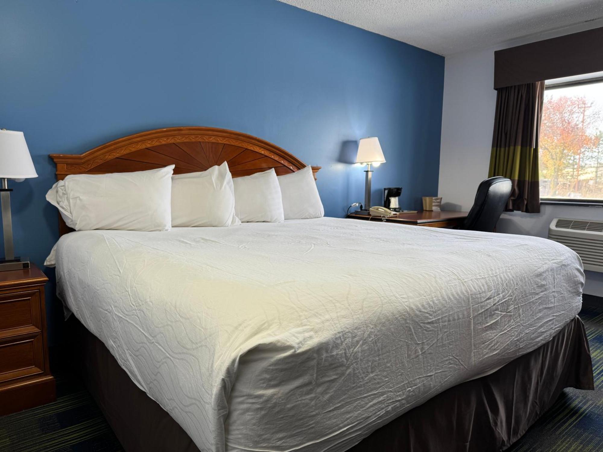 North Ridgeville South Ridge Inn מראה חיצוני תמונה