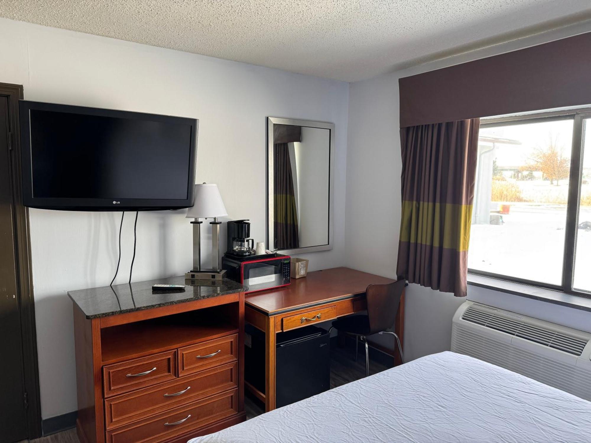 North Ridgeville South Ridge Inn מראה חיצוני תמונה